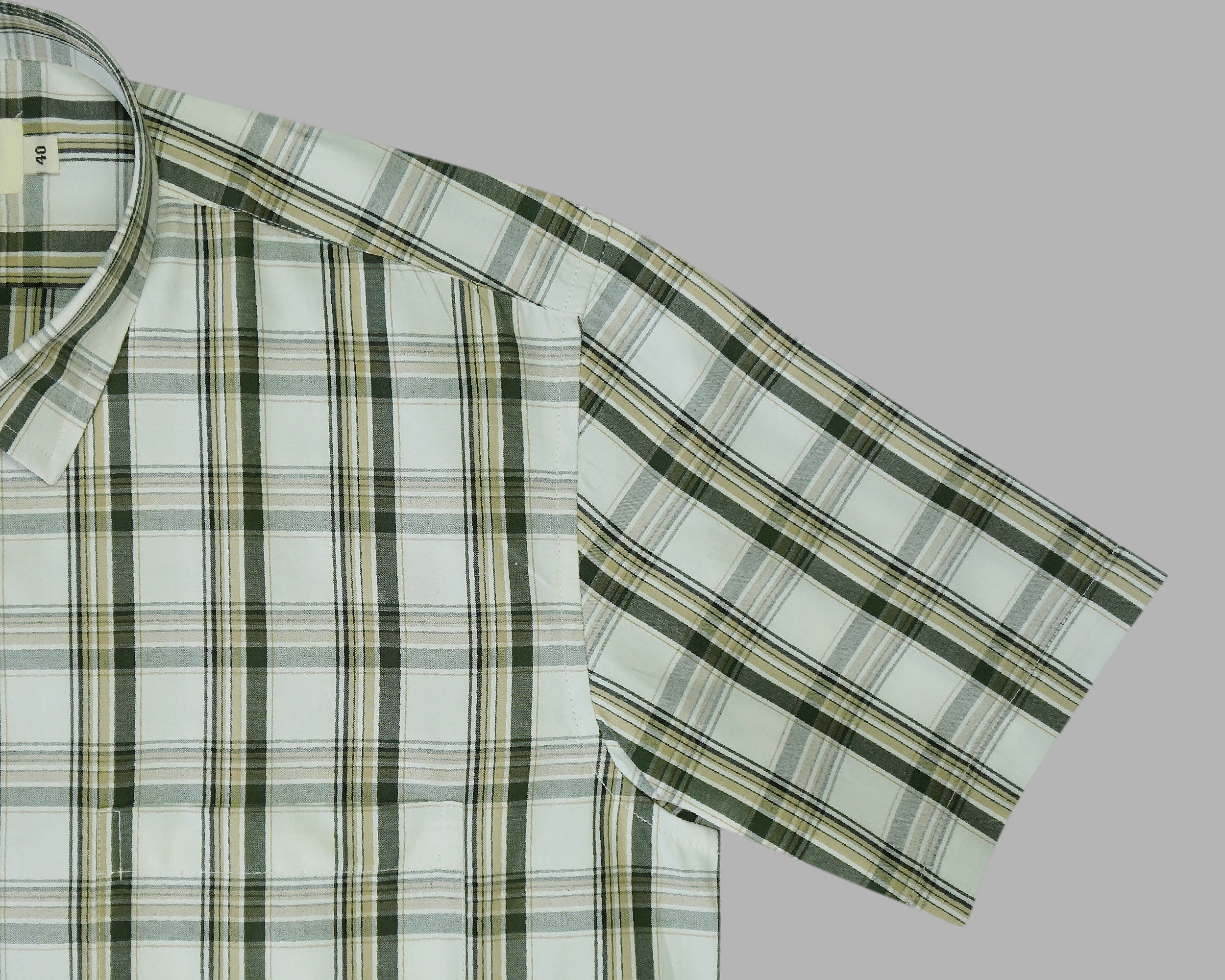 Men's 100% Cotton Checkered Half Sleeves Shirt (White)