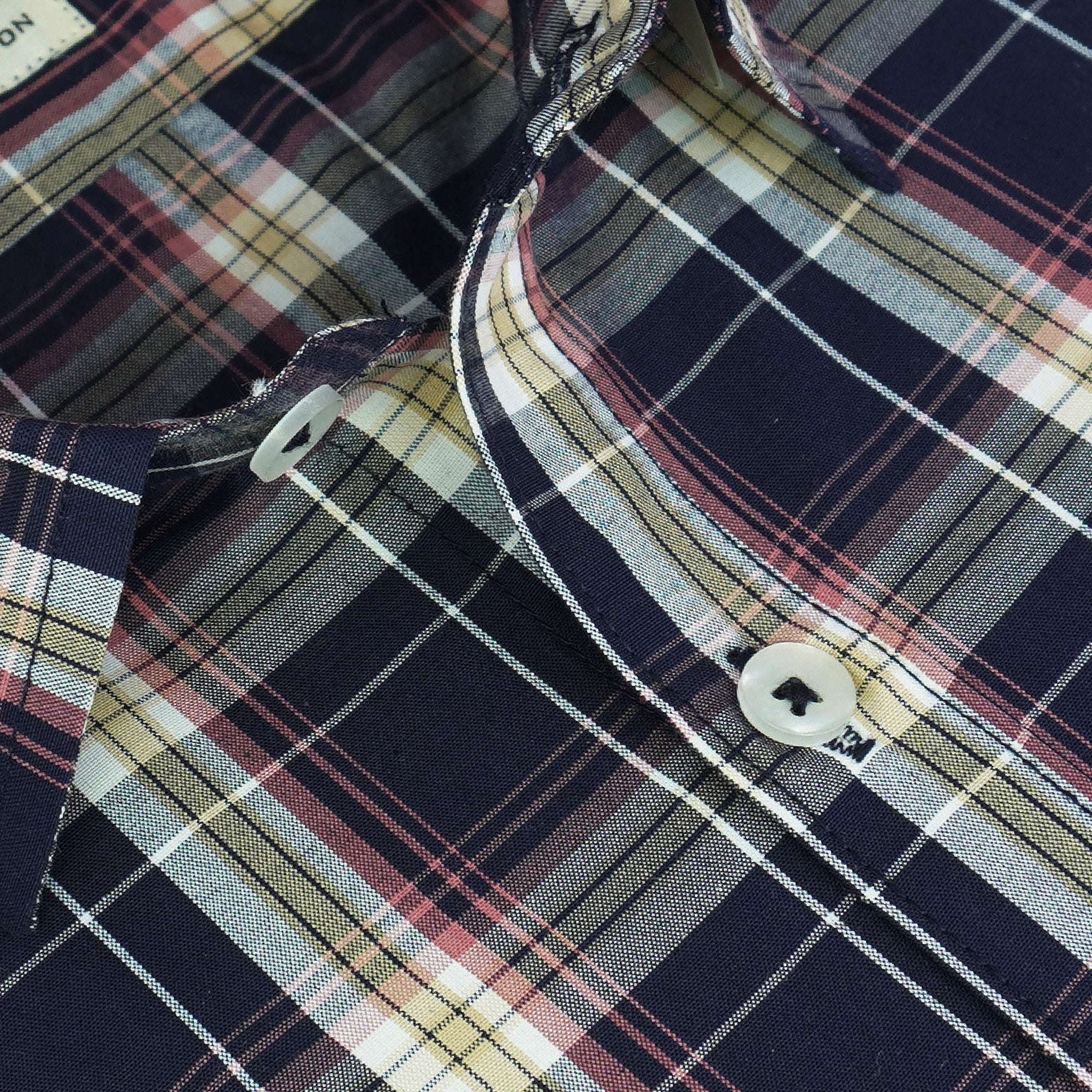 Men's 100% Cotton Checkered Half Sleeves Shirt (Black)