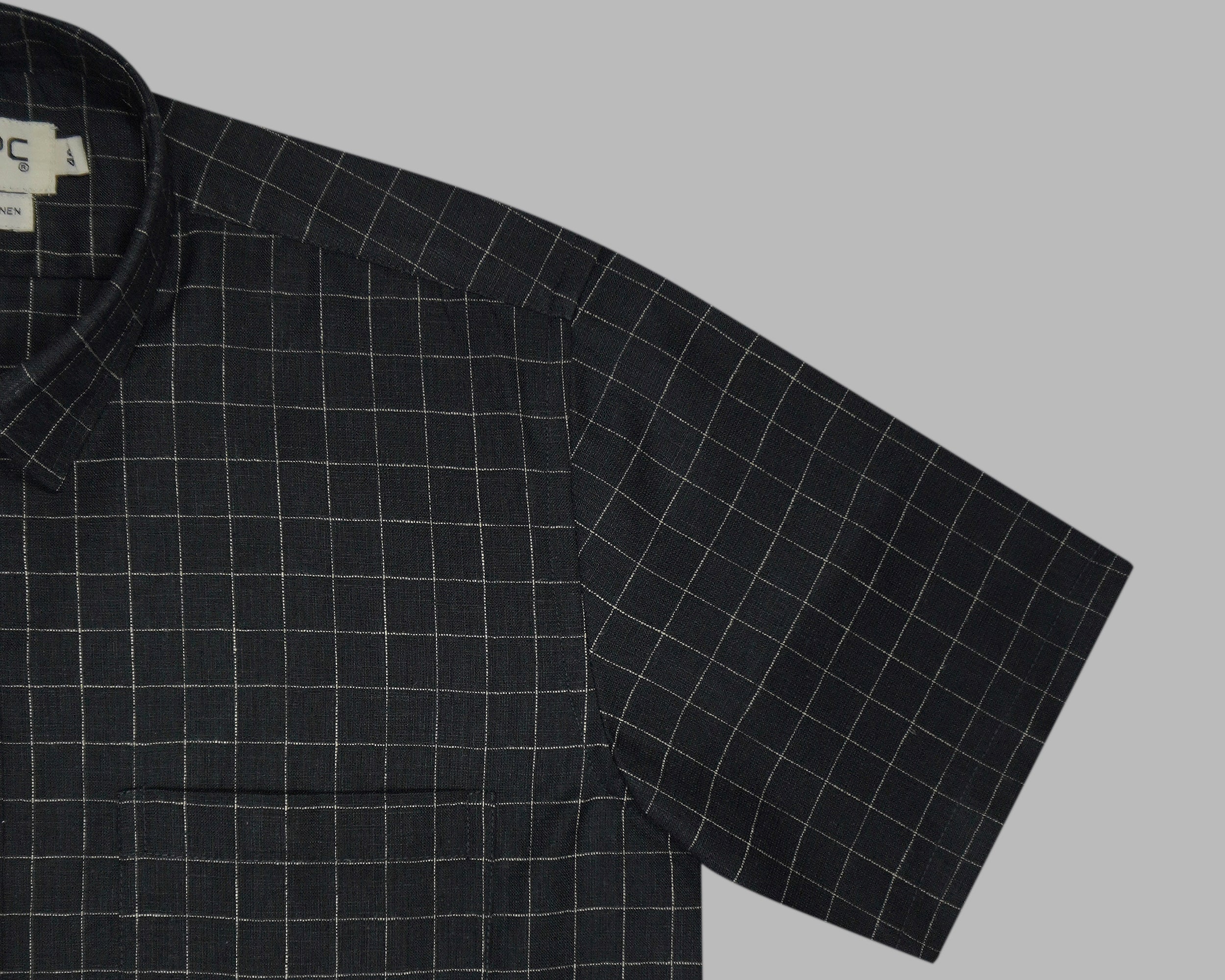 Men's Cotton Linen Checkered Half Sleeves Shirt (Black)