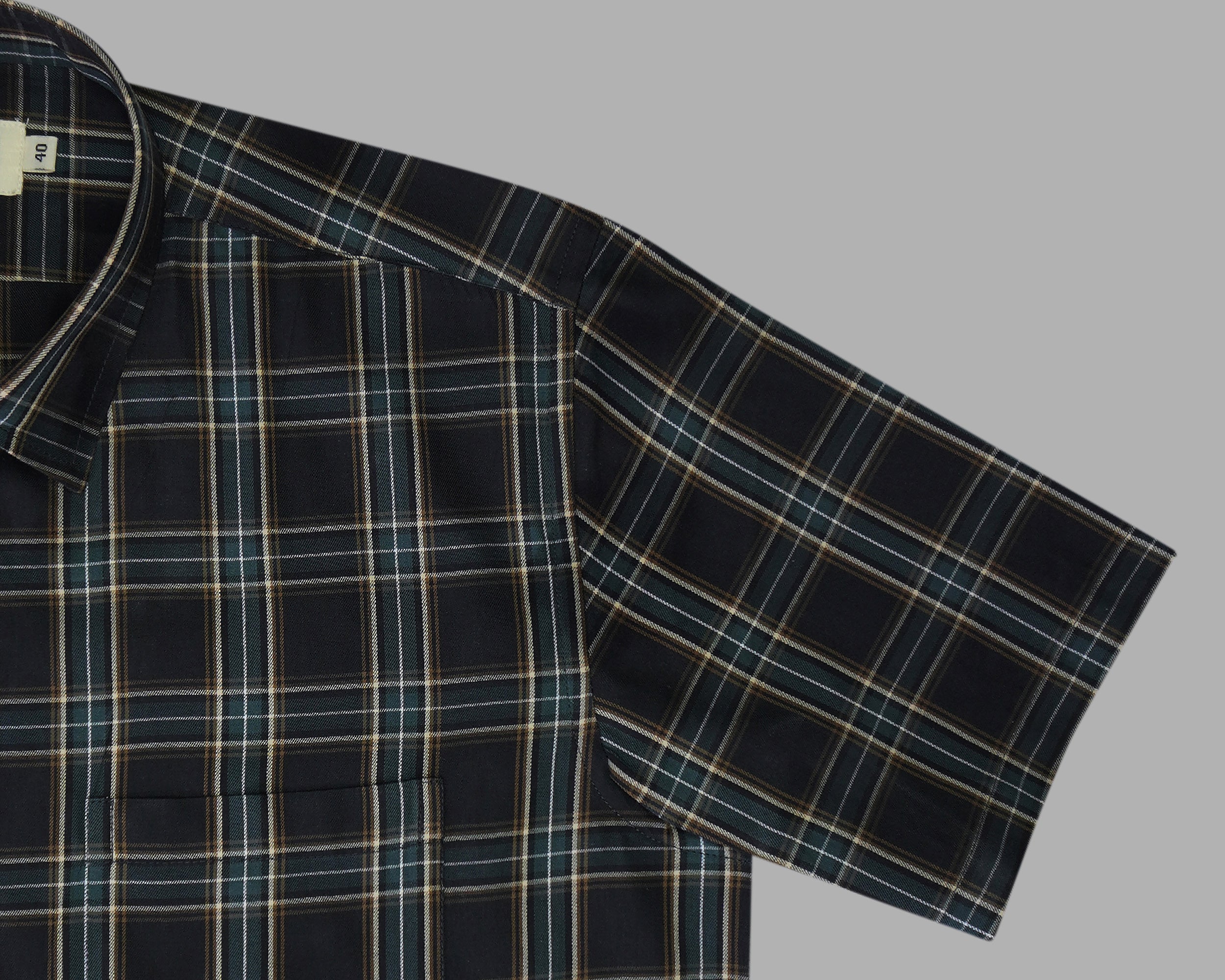 Men's 100% Cotton Checkered Half Sleeves Shirt (Black)