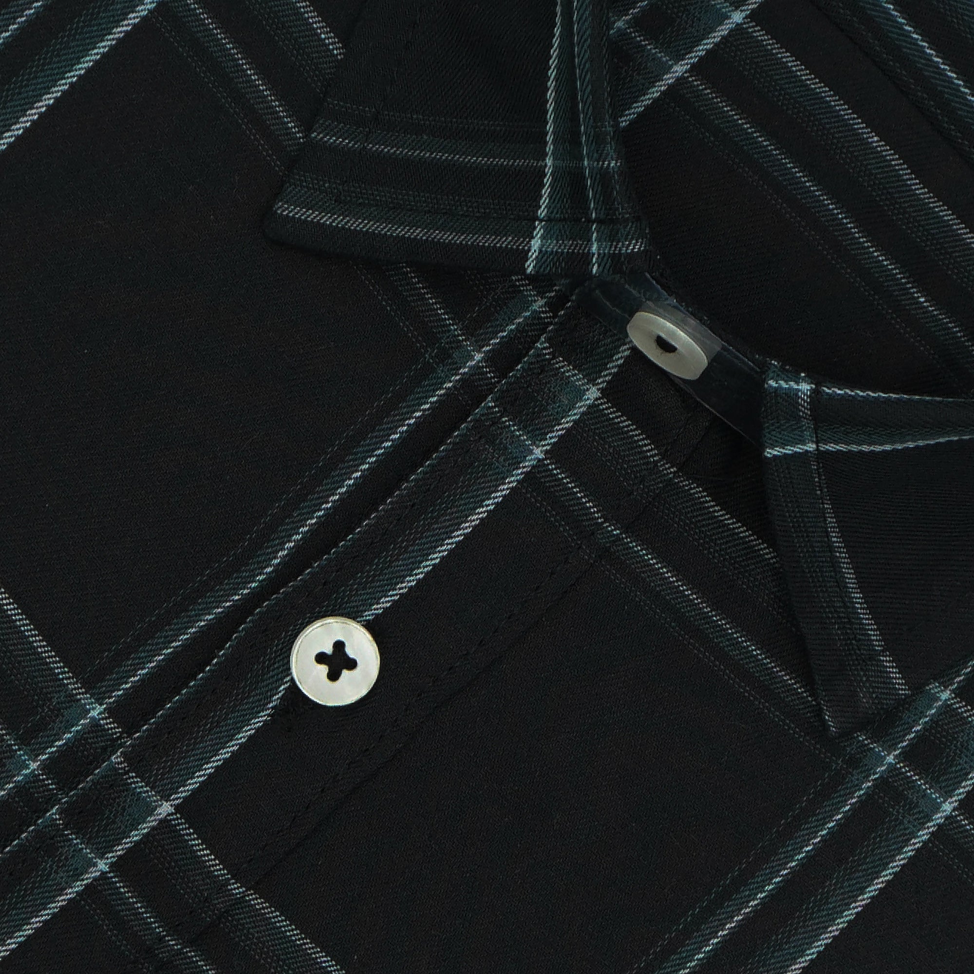 Men's 100% Cotton Checkered Half Sleeves Shirt (Black)