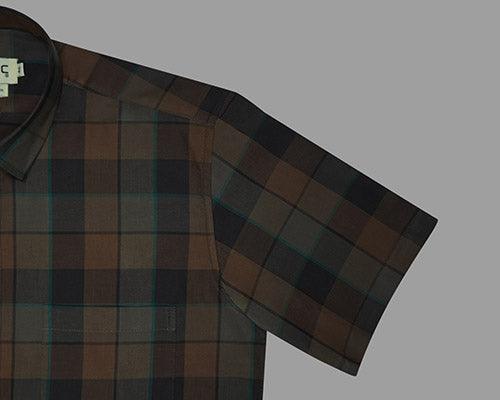 Men's 100% Cotton Graph Checkered Half Sleeves Shirt (Brown)