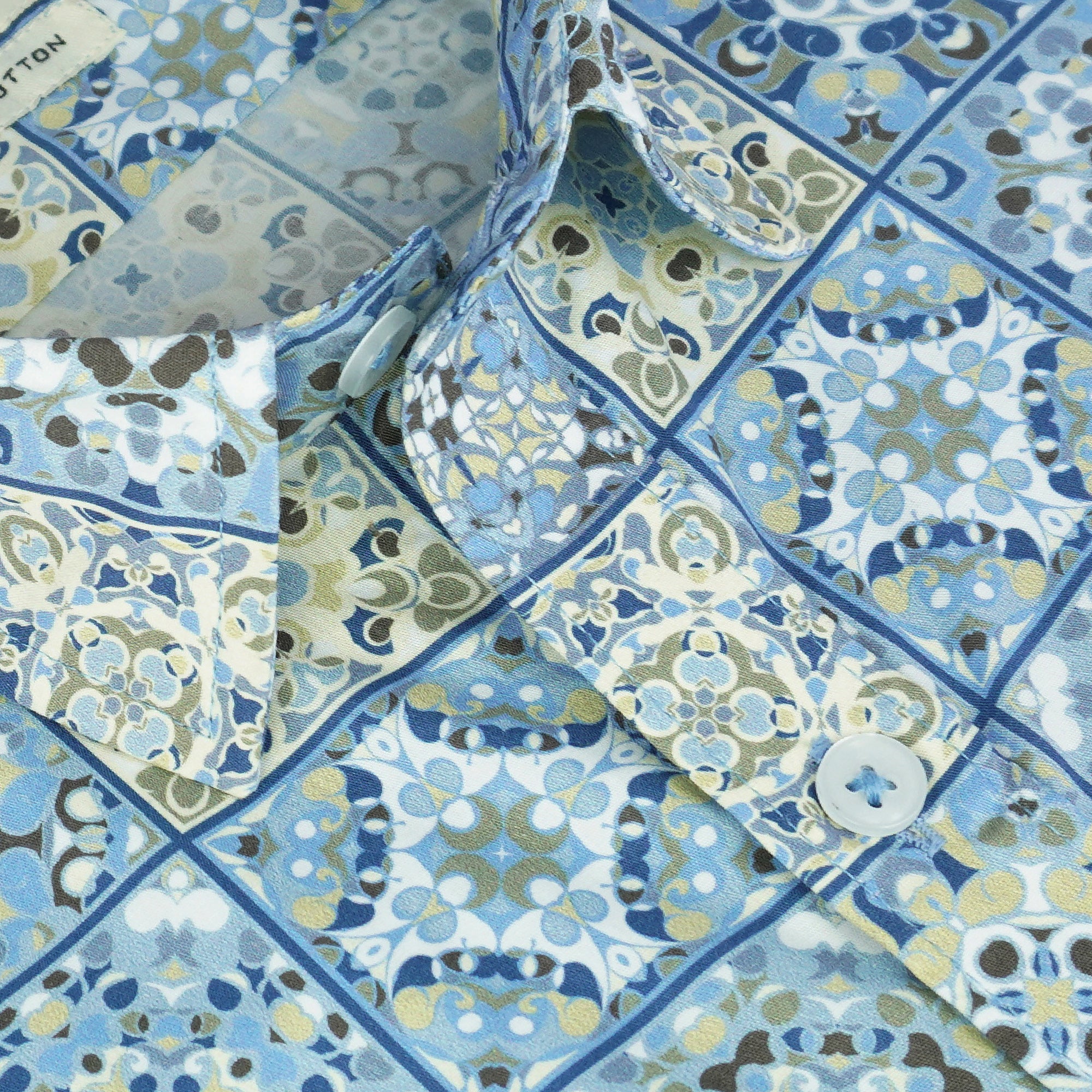 Men's 100% Cotton Printed Half Sleeves Shirt (Multicolor)