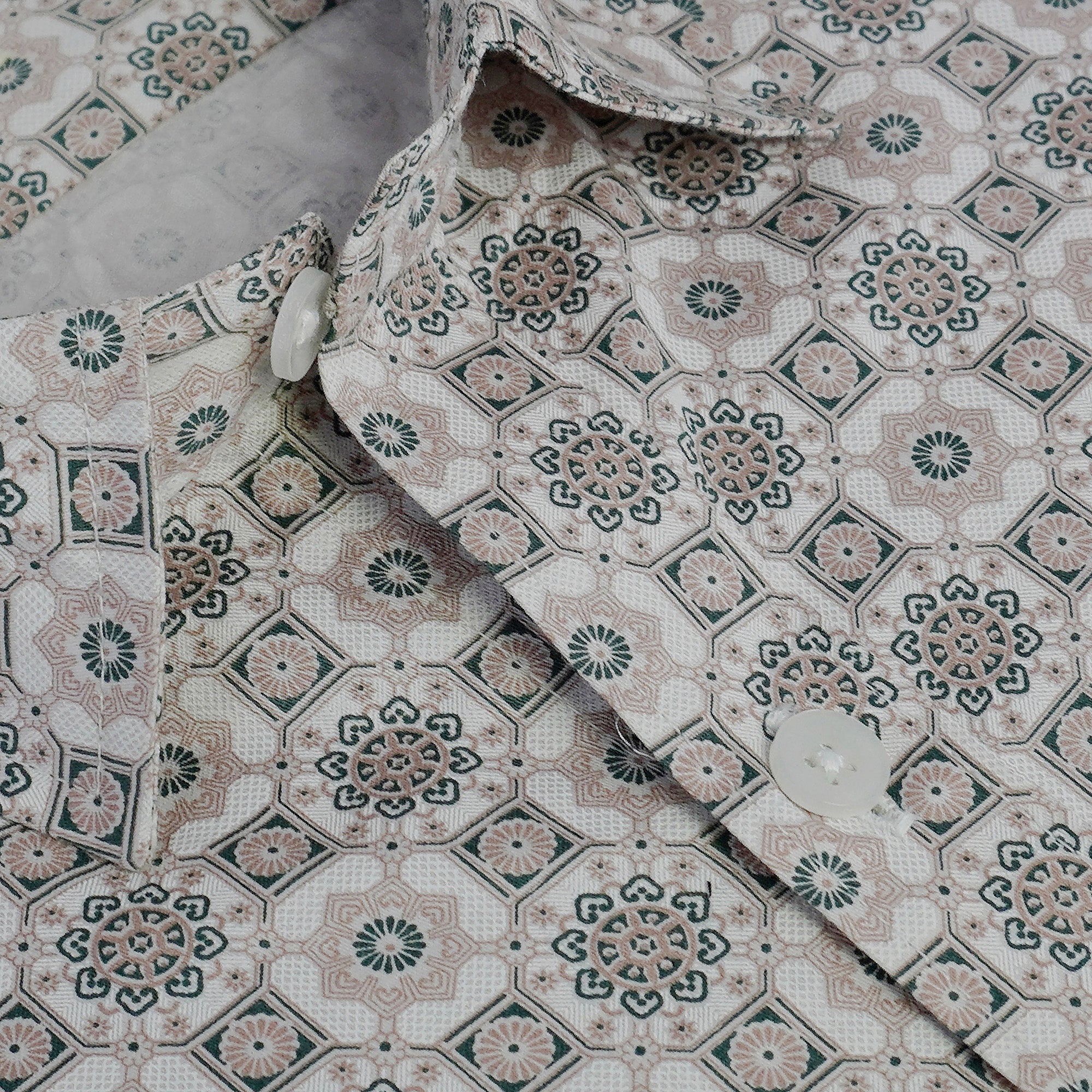 Men's 100% Cotton Geometric Printed Half Sleeves Shirt (Brown)